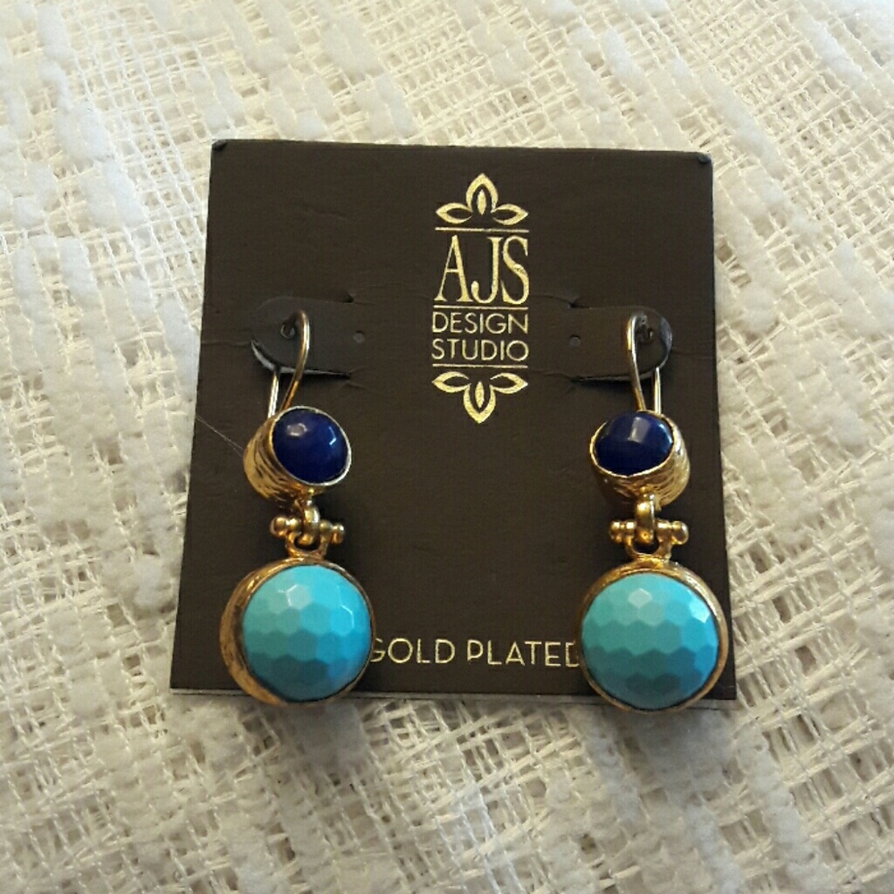 New earings 22k gold plated